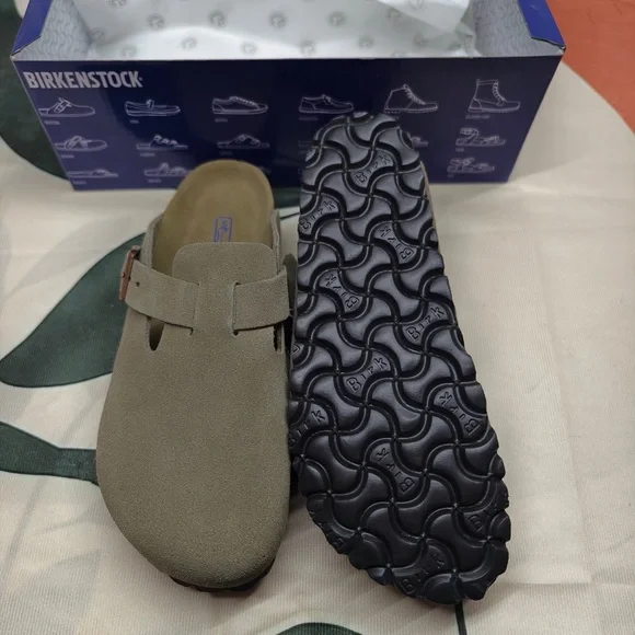 Birkenstock Boston narrow | Cork footbed and suede upper | New with tags - Picture 3 of 5